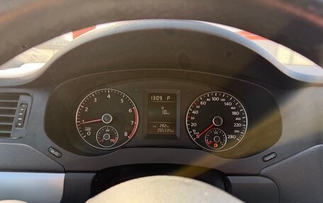Volkswagen Jetta VI, 2012 год, 900 000 рублей, 13 фотография