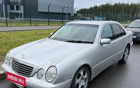 Mercedes-Benz E-Класс, 2000 год, 380 000 рублей, 5 фотография