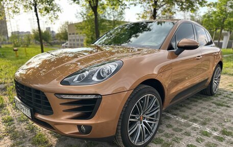 Porsche Macan I рестайлинг, 2014 год, 3 300 000 рублей, 2 фотография
