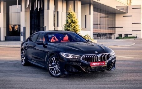 BMW 8 серия, 2020 год, 6 400 000 рублей, 3 фотография