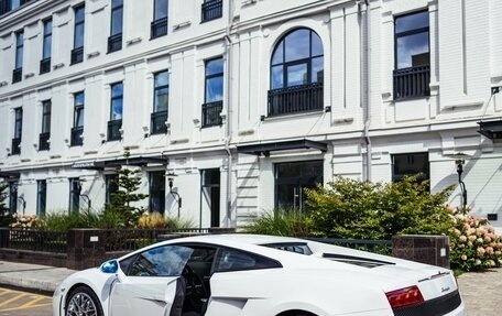 Lamborghini Gallardo I рестайлинг, 2012 год, 15 900 000 рублей, 4 фотография