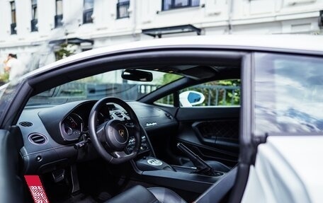 Lamborghini Gallardo I рестайлинг, 2012 год, 15 900 000 рублей, 7 фотография