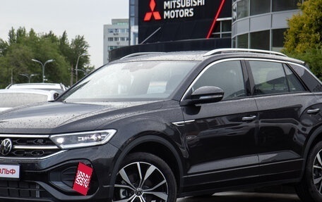 Volkswagen T-Roc I, 2025 год, 4 500 000 рублей, 2 фотография