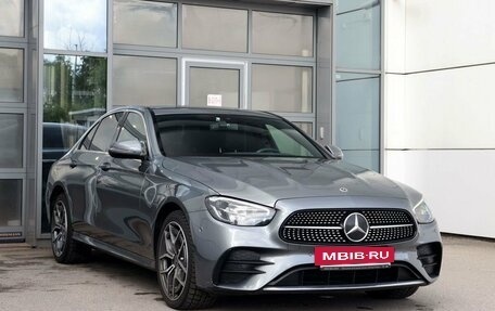 Mercedes-Benz E-Класс, 2021 год, 4 790 000 рублей, 3 фотография