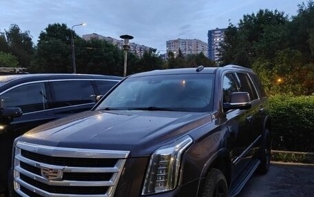 Cadillac Escalade IV, 2015 год, 4 050 000 рублей, 2 фотография