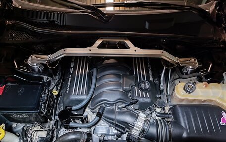 Dodge Challenger III рестайлинг 2, 2013 год, 4 300 000 рублей, 6 фотография