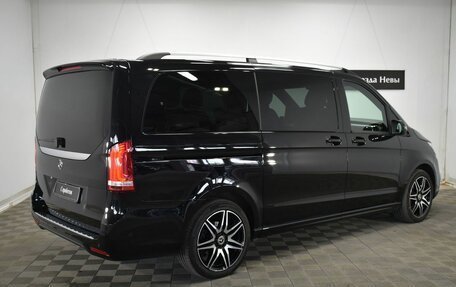 Mercedes-Benz V-Класс, 2019 год, 6 190 000 рублей, 4 фотография