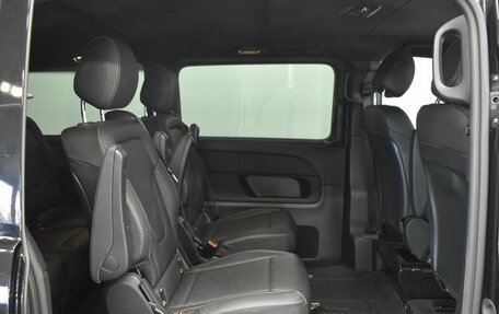 Mercedes-Benz V-Класс, 2019 год, 6 190 000 рублей, 14 фотография