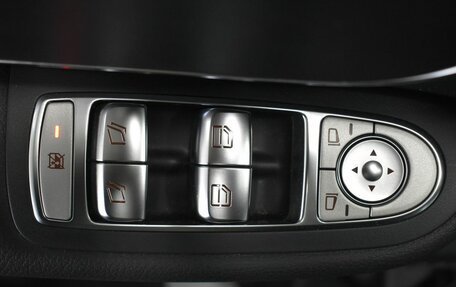 Mercedes-Benz V-Класс, 2019 год, 6 190 000 рублей, 25 фотография
