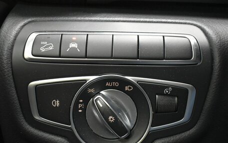 Mercedes-Benz V-Класс, 2019 год, 6 190 000 рублей, 23 фотография