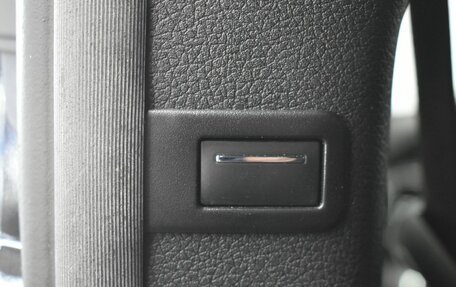 Mercedes-Benz V-Класс, 2019 год, 6 190 000 рублей, 29 фотография