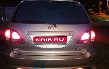 Lexus RX IV рестайлинг, 2001 год, 550 000 рублей, 6 фотография