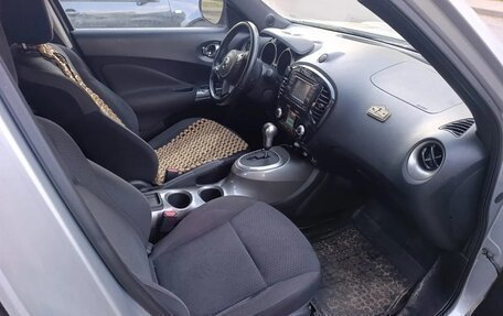 Nissan Juke II, 2011 год, 890 000 рублей, 9 фотография
