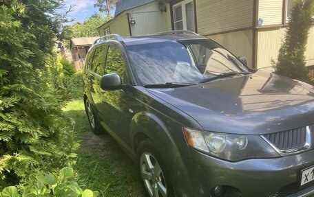 Mitsubishi Outlander III рестайлинг 3, 2008 год, 900 000 рублей, 4 фотография