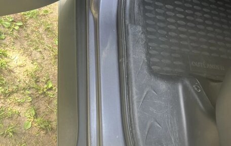 Mitsubishi Outlander III рестайлинг 3, 2008 год, 900 000 рублей, 12 фотография