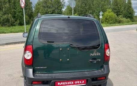 Chevrolet Niva I рестайлинг, 2012 год, 300 000 рублей, 5 фотография