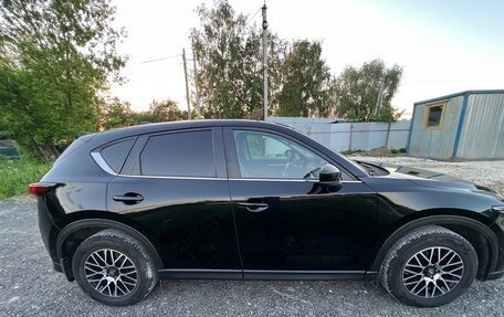 Mazda CX-5 II, 2017 год, 2 300 000 рублей, 3 фотография