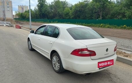 Skoda Superb III рестайлинг, 2012 год, 1 320 000 рублей, 4 фотография