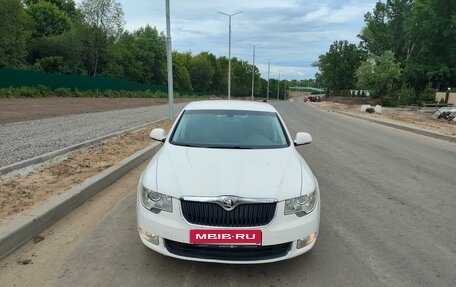 Skoda Superb III рестайлинг, 2012 год, 1 320 000 рублей, 2 фотография