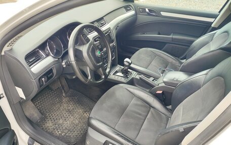 Skoda Superb III рестайлинг, 2012 год, 1 320 000 рублей, 12 фотография