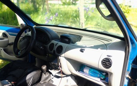Renault Kangoo II рестайлинг, 2003 год, 150 000 рублей, 2 фотография