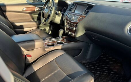 Nissan Pathfinder, 2016 год, 2 099 000 рублей, 32 фотография