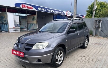 Mitsubishi Outlander III рестайлинг 3, 2007 год, 830 000 рублей, 3 фотография