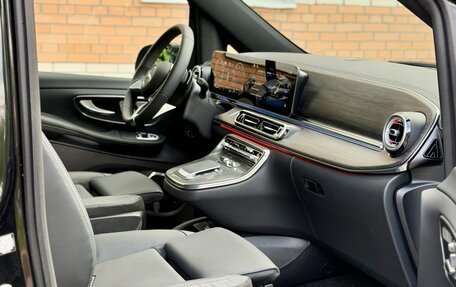 Mercedes-Benz V-Класс, 2025 год, 13 600 000 рублей, 6 фотография