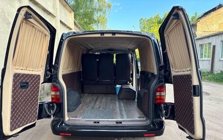 Volkswagen Transporter T5 рестайлинг, 2007 год, 2 000 000 рублей, 8 фотография