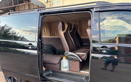 Volkswagen Transporter T5 рестайлинг, 2007 год, 2 000 000 рублей, 7 фотография
