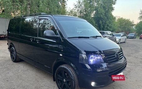 Volkswagen Transporter T5 рестайлинг, 2007 год, 2 000 000 рублей, 2 фотография