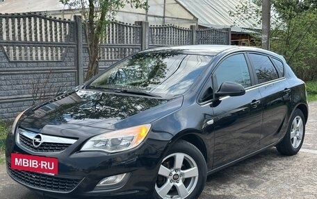 Opel Astra J, 2011 год, 578 000 рублей, 13 фотография