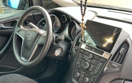 Opel Astra J, 2011 год, 578 000 рублей, 20 фотография