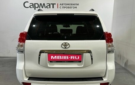 Toyota Land Cruiser Prado 150 рестайлинг 2, 2011 год, 2 800 000 рублей, 9 фотография