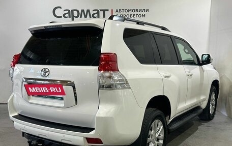 Toyota Land Cruiser Prado 150 рестайлинг 2, 2011 год, 2 800 000 рублей, 11 фотография