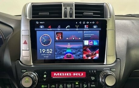 Toyota Land Cruiser Prado 150 рестайлинг 2, 2011 год, 2 800 000 рублей, 38 фотография