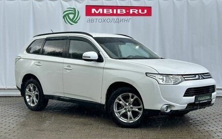 Mitsubishi Outlander III рестайлинг 3, 2012 год, 1 290 000 рублей, 3 фотография