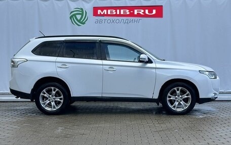 Mitsubishi Outlander III рестайлинг 3, 2012 год, 1 290 000 рублей, 4 фотография