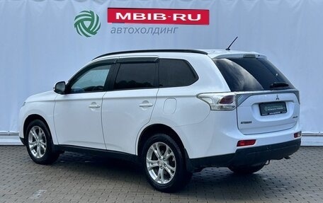Mitsubishi Outlander III рестайлинг 3, 2012 год, 1 290 000 рублей, 7 фотография