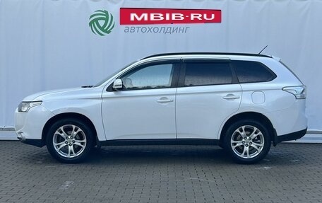 Mitsubishi Outlander III рестайлинг 3, 2012 год, 1 290 000 рублей, 8 фотография