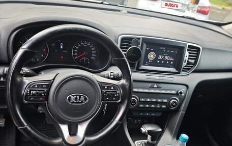 KIA Sportage IV рестайлинг, 2018 год, 1 700 000 рублей, 6 фотография