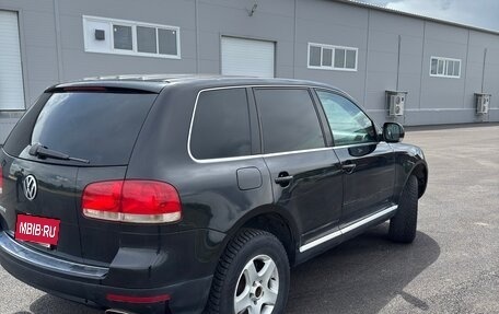 Volkswagen Touareg III, 2005 год, 550 000 рублей, 5 фотография