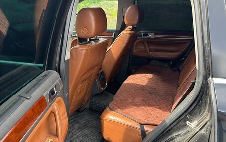 Volkswagen Touareg III, 2005 год, 550 000 рублей, 10 фотография