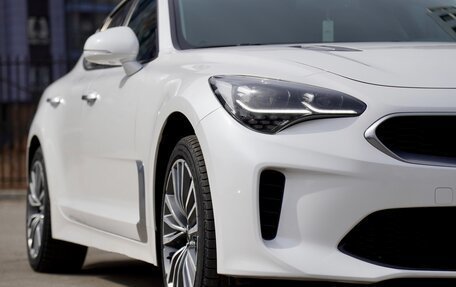 KIA Stinger I, 2019 год, 2 250 000 рублей, 3 фотография