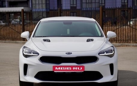 KIA Stinger I, 2019 год, 2 250 000 рублей, 2 фотография