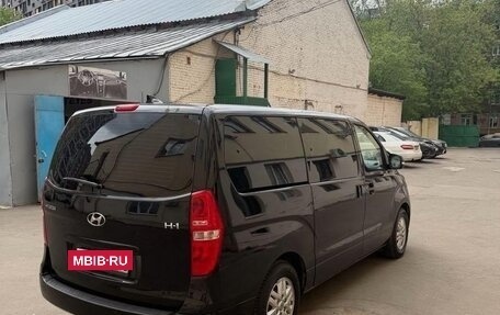 Hyundai H-1 II рестайлинг, 2020 год, 2 950 000 рублей, 5 фотография