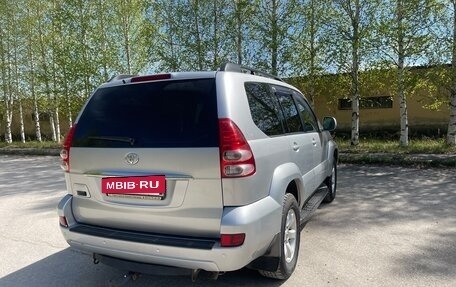 Toyota Land Cruiser Prado 120 рестайлинг, 2005 год, 1 450 000 рублей, 4 фотография