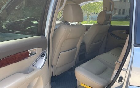 Toyota Land Cruiser Prado 120 рестайлинг, 2005 год, 1 450 000 рублей, 15 фотография