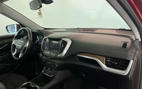 GMC Terrain, 2018 год, 1 895 000 рублей, 11 фотография