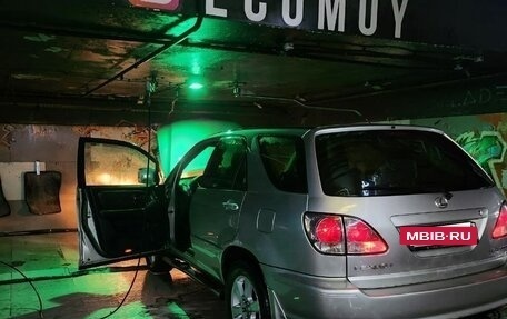 Lexus RX IV рестайлинг, 2001 год, 550 000 рублей, 4 фотография
